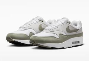 $140 Nike Air Max 1 Women's 7 Men's 5.5 DZ2628-112 White/Light Army/Grey NWB